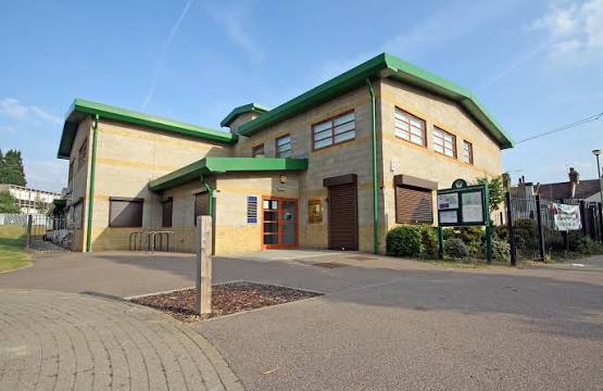 Swanscombe Health Centre building exterior.